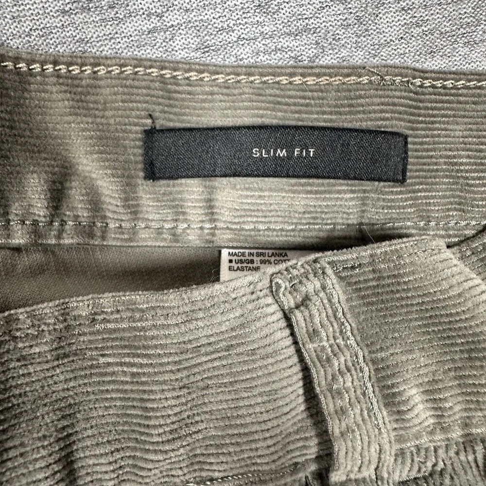 Banana Republic Pants Mens Size 42x34 Green Traveler Slim Corduroy Mid Rise